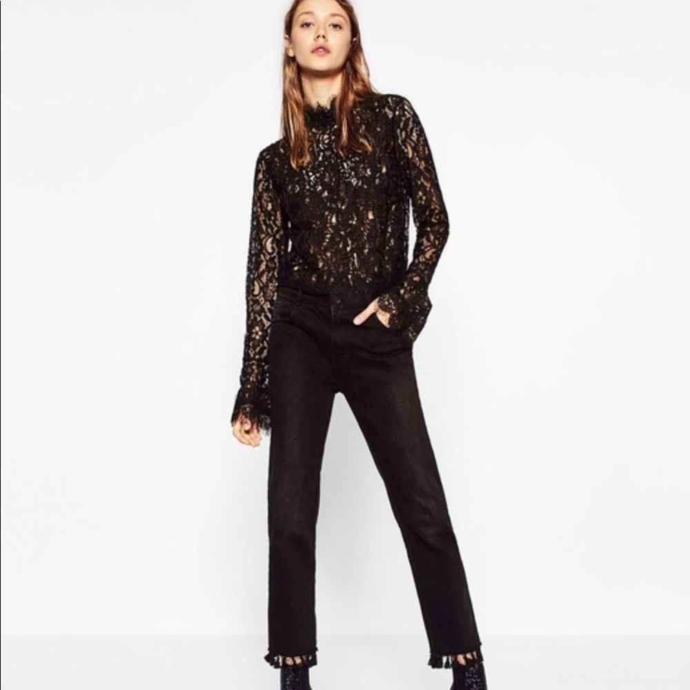 PRICE DROP!!! Zara embroided lace crop top